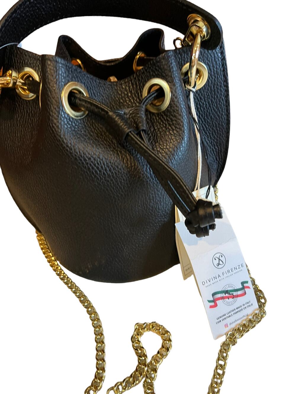 Davina Firenze Italian Leather Bucket Bag Gold Chain Detail